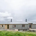 Apart-hotel Lofoten - Edvardbua Kvalnes (Vestvagoy)